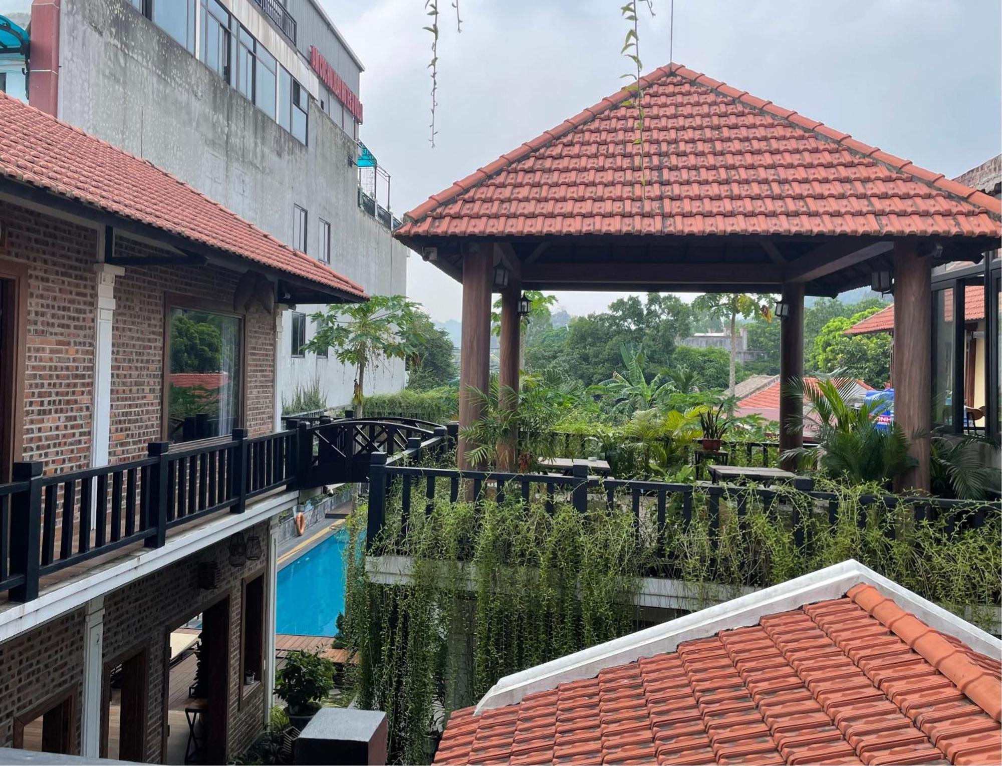 Phòng Có Giường Cỡ King Với Ban Công
